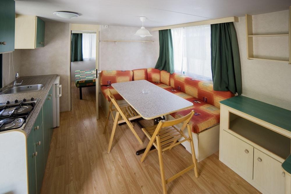 Sereno Camping Holiday Moniga del Garda Екстериор снимка