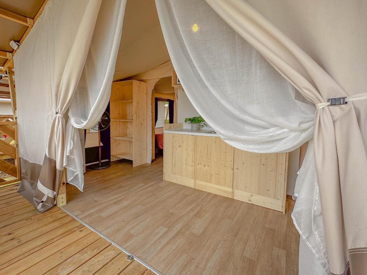 Sereno Camping Holiday Moniga del Garda Екстериор снимка