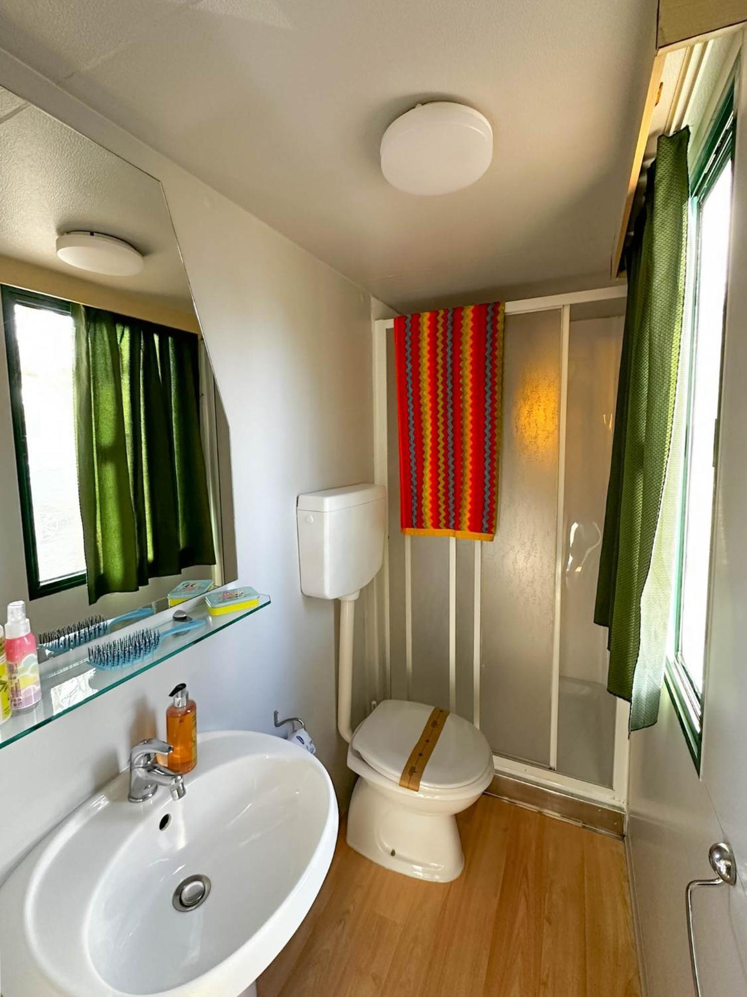 Sereno Camping Holiday Moniga del Garda Екстериор снимка