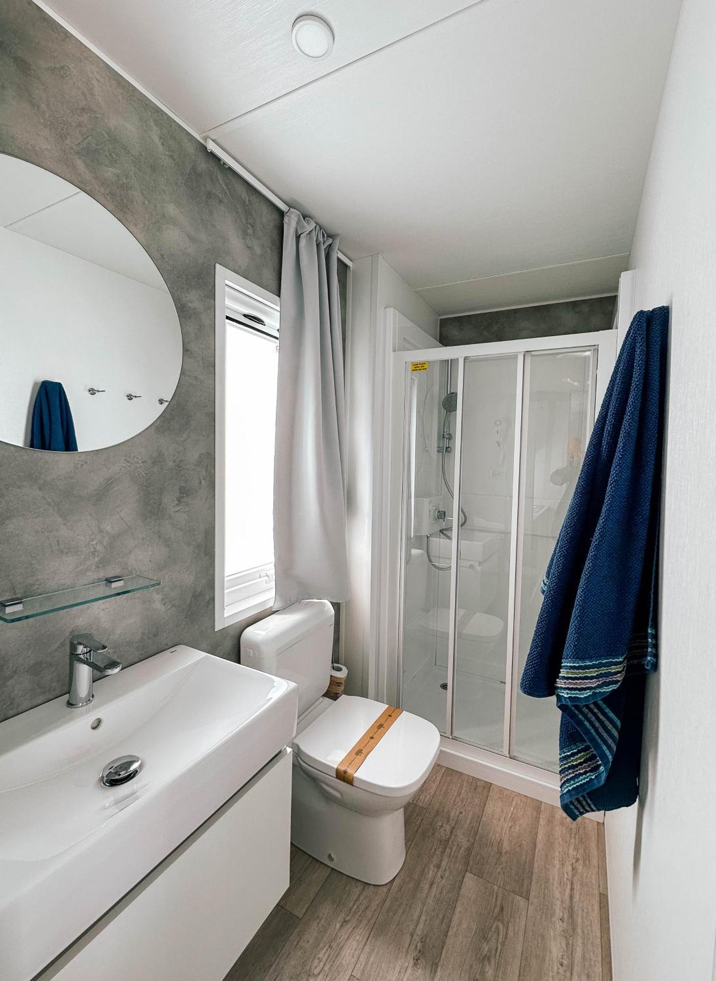Sereno Camping Holiday Moniga del Garda Екстериор снимка
