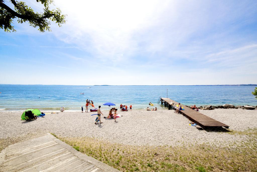 Sereno Camping Holiday Moniga del Garda Екстериор снимка